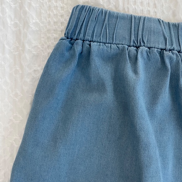 Paper Crane Tencel Shorts - Picture 11 of 13